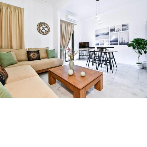 A cozy suite near the Acropolis