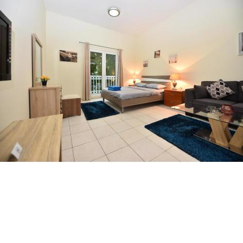 A Deal for a Studio near the Bus stop and mall - VRN