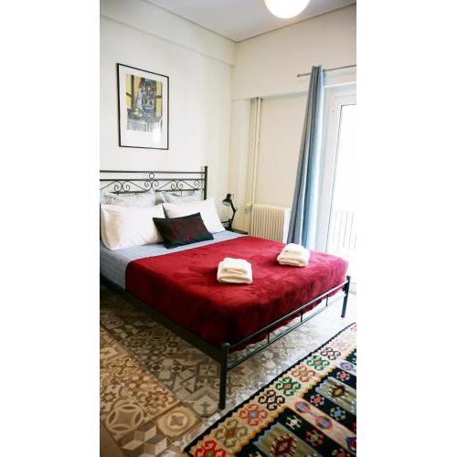 A few steps away from Syntagma and Plaka