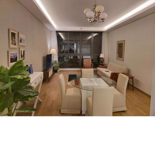 A fully furnished one-bedroom