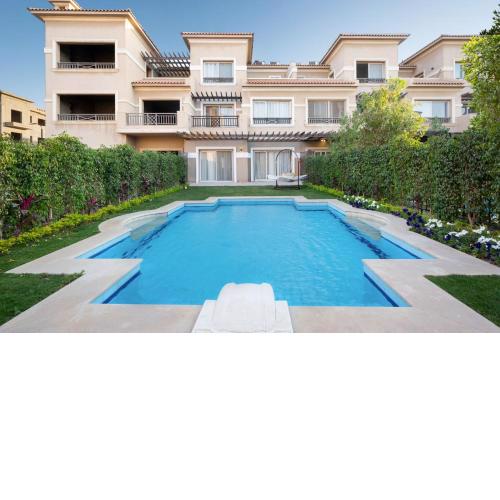 A fully furnished villa with a private pool inside the Hydepark Compound in Fifth Settlement for rent