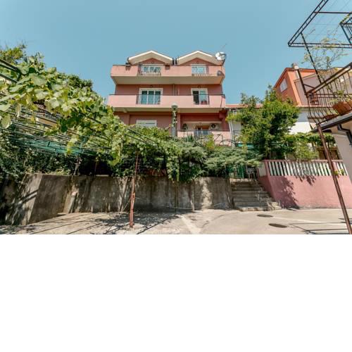 A-HA Apartments
