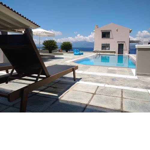 A Modern Ionian Home