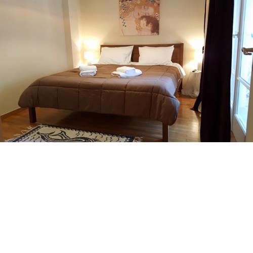 A nest in the heart of Athens
