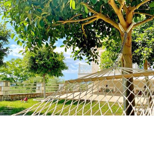 A-Oasis (Maisonette 1st & 2nd floor)