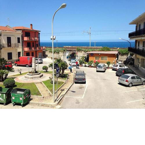 A tre passi dal Mare con Parcheggio Gratuito
