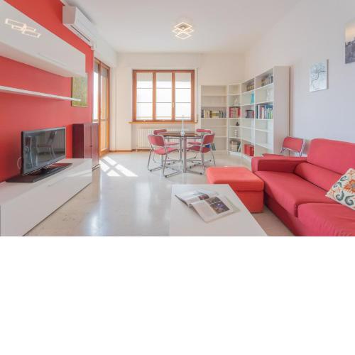 A Window on Como City with Lake View by Rent All Como