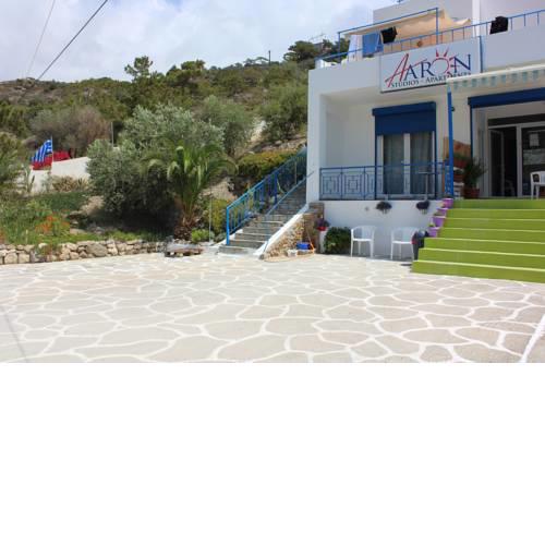 Aaron Studios Apartments
