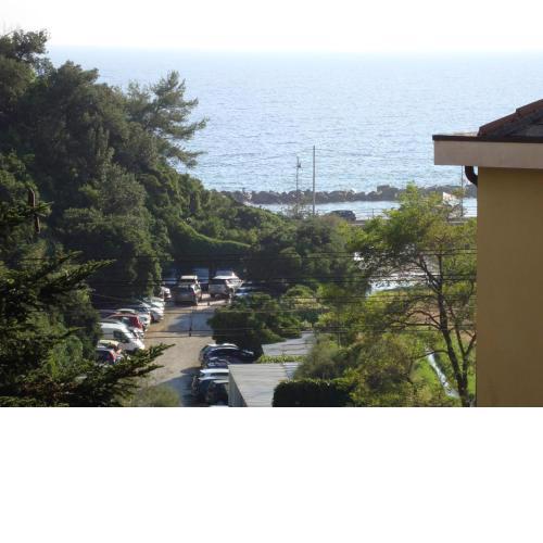 A.A.U.T. Via Bordone 11 - Moneglia (GE) - ITALY CITRA: 010037-LT-0358