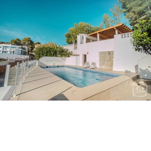 Abahana Villas Anna