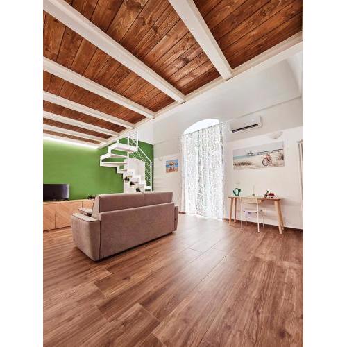 Acacia Apartment