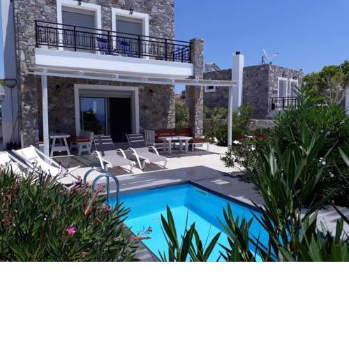 Achlia Beach Villa