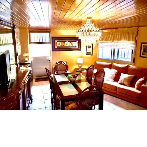 Acogedora Casita junto al Río Cabe!