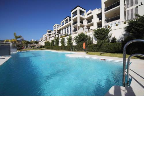 Acosta- Incredible Designer's Terraced Flat