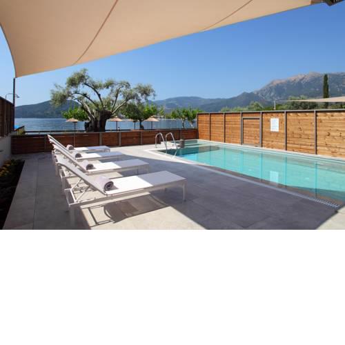 Acqua Di Mare Beach Front Villas