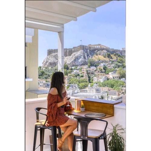 Acropolis stunning view Penthouse in Plaka for 2!