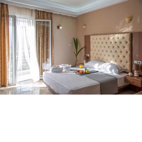 Acropolis Suites 54 Red