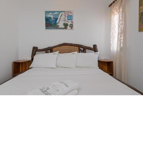 Adamas Studios Marquise Room