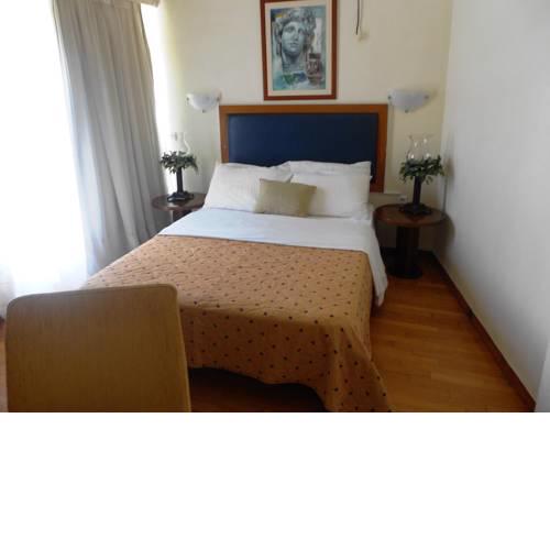 Adam's Hotel