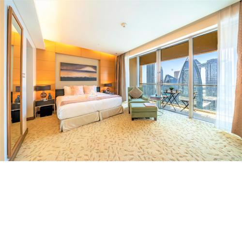 Address Dubai mall Balcony Burj view