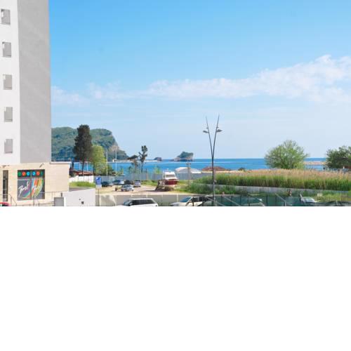 Adelisa Apartments
