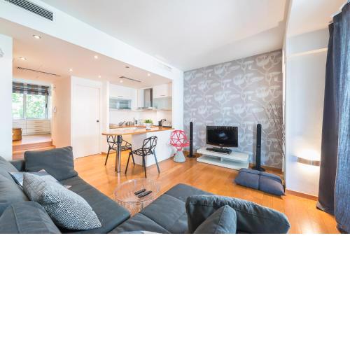Adelos Design Apartment In Kolonaki Athens