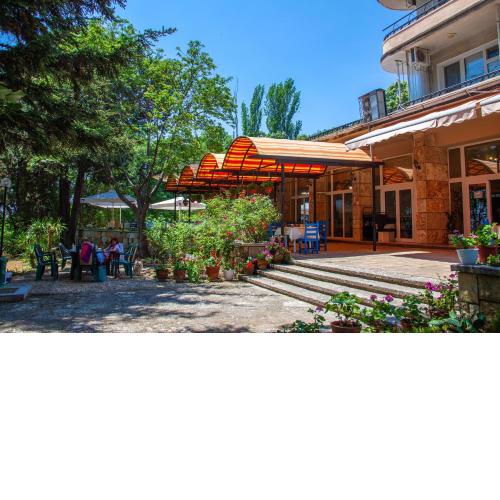 ADIS Holiday Inn Hotel