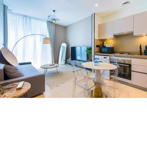 Adorable 1BR - Spacious & Luxury