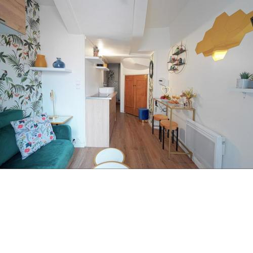 Adorable updated studio in the heart of the bustling Le Marais district