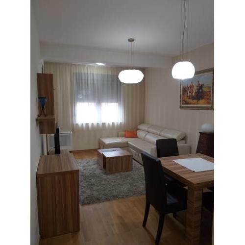 adria invest apart