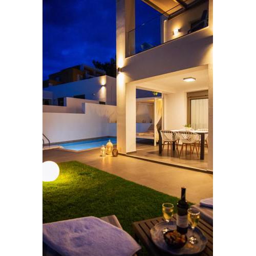 Adrianna Villa 3