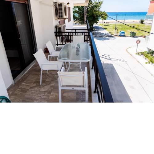 Aelia Apartment 6