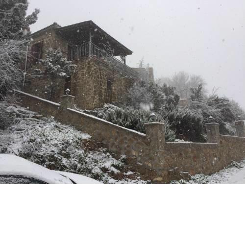 Aenaon Guesthouse