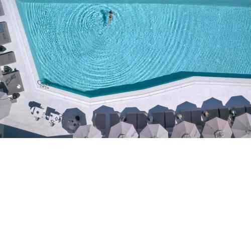 Aeonic Suites and Spa