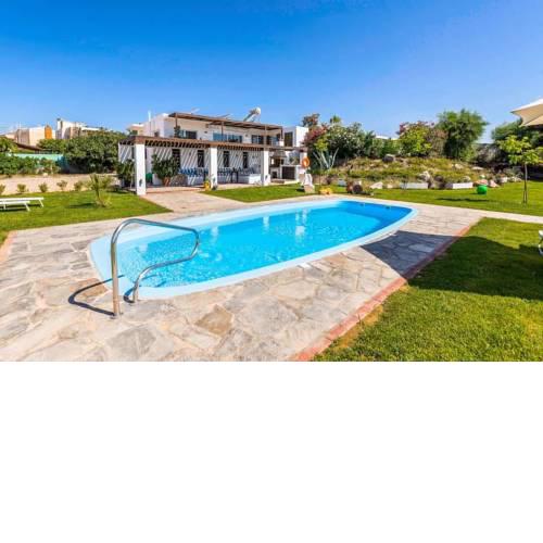 Afantou Villa Sleeps 8 Pool Air Con WiFi