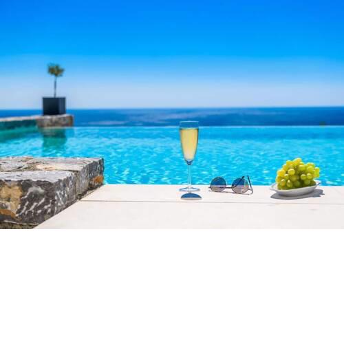 Afantou Villa Sleeps 8 with Pool Air Con and WiFi