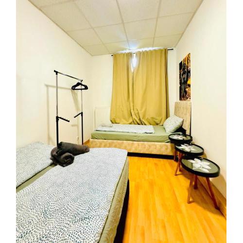Affordable 2BR Aptartment Direct Access to City