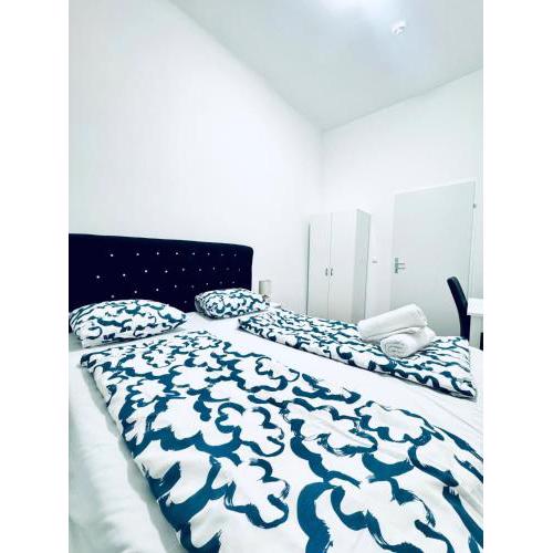 Affordable 5BR Shared Apt, 11 Min to Atzgersdorf