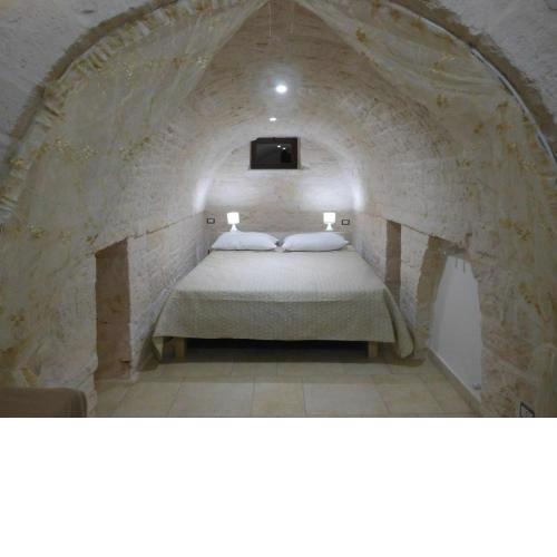 Agape fra i Trulli Dimora Orchidea