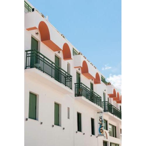 Ageri Hotel