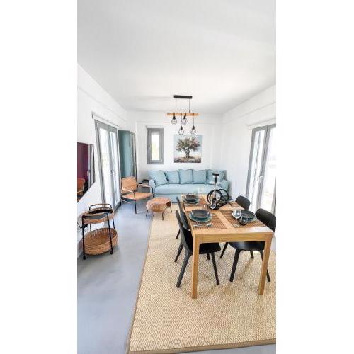 AGGELOS APARTMENT WITH VIEW
