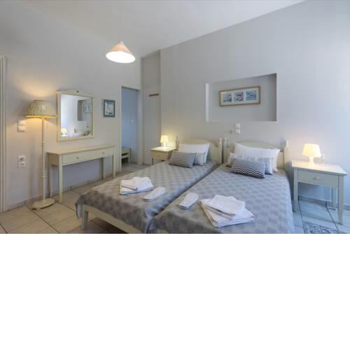 Aggelos Hotel - Beachfront Modern Home - Breakfast included