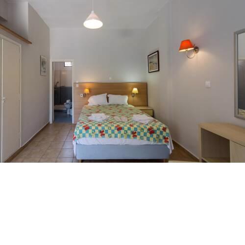 Aggelos Hotel - Beachfront Paradise Flat - Breakfast included