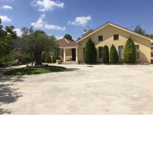 Agia Mavri House