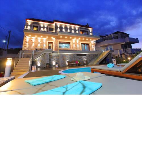 Agioklima Luxury Villa