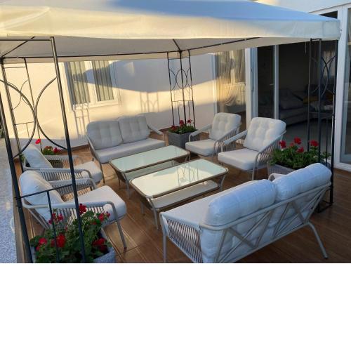 Agnes Penthouse
