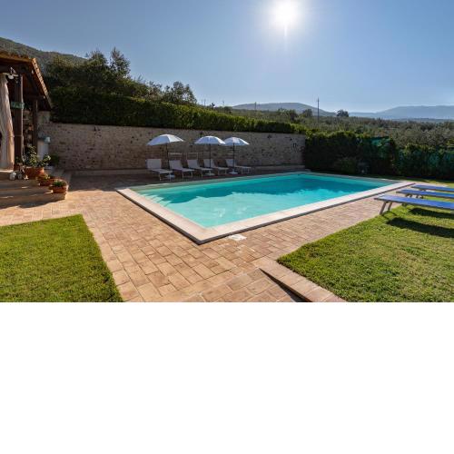Agriturismo Monte Cologna
