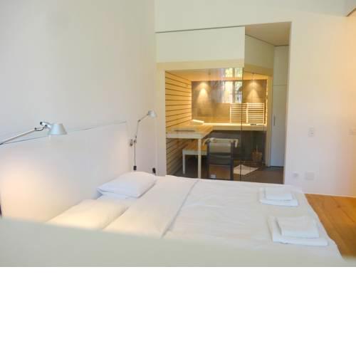 AirHosted - Zurich Vacation Home Rentals