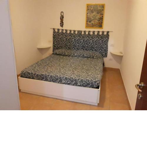 Airport-Port-Commercial Center-Veranda&Garden-wi fi-60mq-per 4 persone e 2 bimbi piccoli-Giallo-possibile upgrade gratis