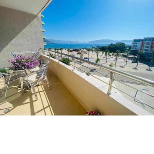 Ajsi Apartments 3